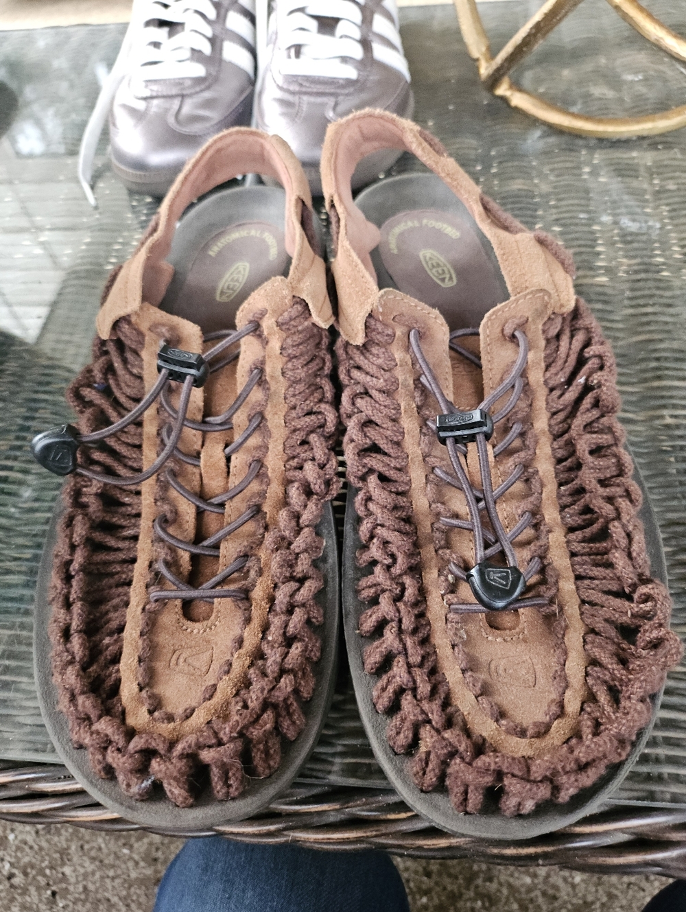 Men's UNEEK Sneaker Dark Earth Chipmunk Brown Rope Knotted Shoes 10.5